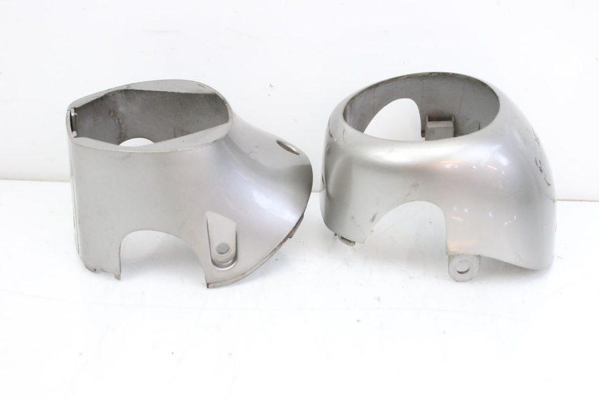 photo de CUADRO DE INSTRUMENTOS KYMCO SENTO 100 (2008 - 2013) - Detalles de los puntos de fijación