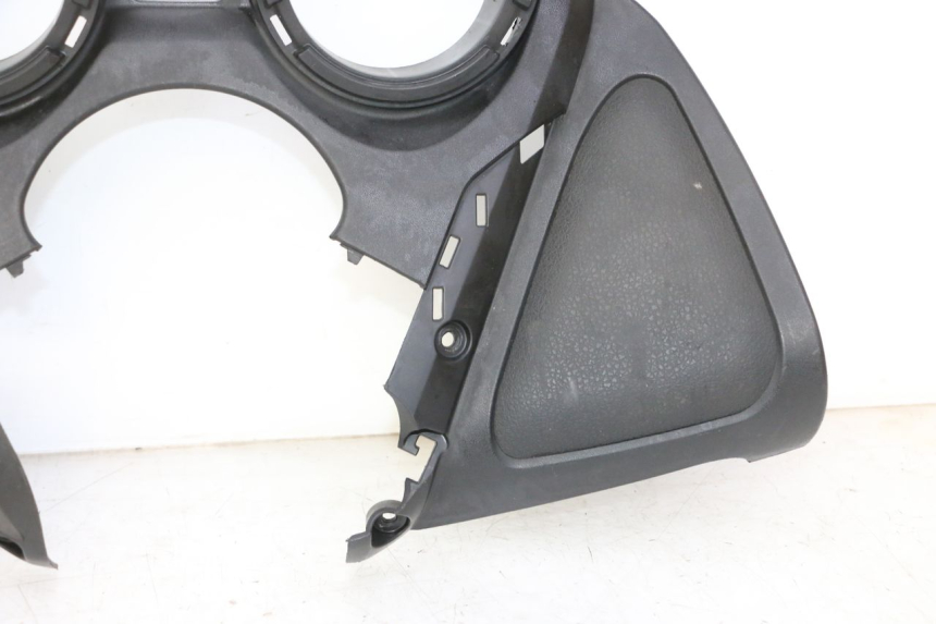 photo de CUADRO DE INSTRUMENTOS YAMAHA X-MAX XMAX 125 (2010 - 2013) - Características distintivas