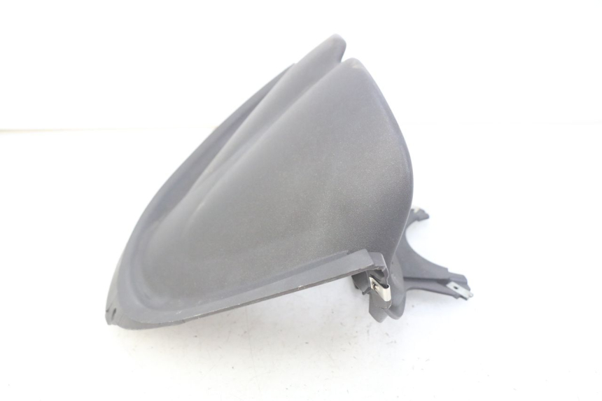 photo de ENTOURAGE CUENTA KILÓMETROS PIAGGIO X8 125 (2004 - 2007) - Zoom estado de uso