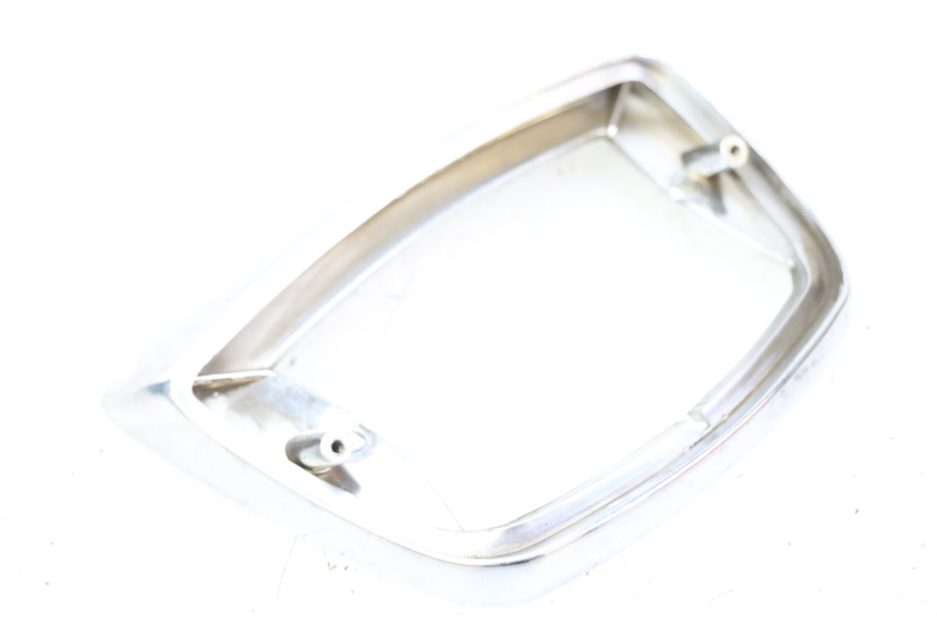 photo de MARCO DE LUZ TRASERA PIAGGIO VESPA LX 2T 50 (2005 - 2013) - Vista principal