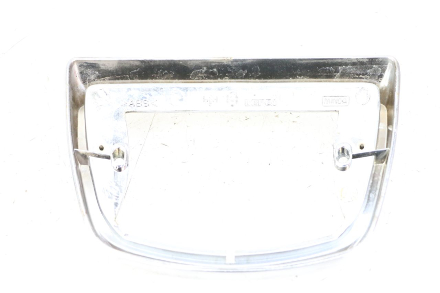 photo de MARCO DE LUZ TRASERA PIAGGIO VESPA LX 2T 50 (2005 - 2013) - Detalle de la pieza