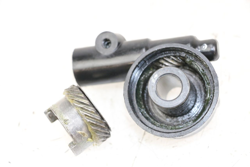 photo de ENTRENADOR DE CUENTAKILÓMETROS KYMCO AGILITY 4T 50 (2018 - 2022) - Detalle de la pieza