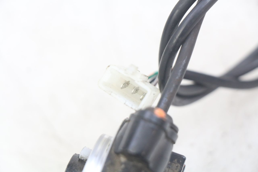 photo de TRANSMISOR DE VELOCÍMETRO NECO ALEXONE 125 (2017 - 2024) - Zoom estado de uso