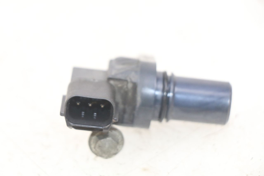 photo de TRANSMISOR DE VELOCÍMETRO HONDA FJS SILVERWING SILVER WING 400 (2009 - 2016) - Detalle de la pieza