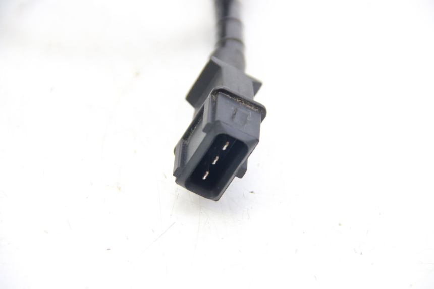 photo de TRANSMISOR DE VELOCÍMETRO PIAGGIO LIBERTY IGET 4T 50 (2015 - 2020) - Primer plano técnico