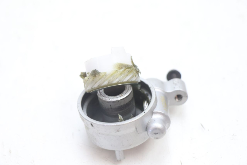 photo de REENVIO VELOCIMETRO SYM MIO 50 (2005 - 2010) - Primer plano técnico