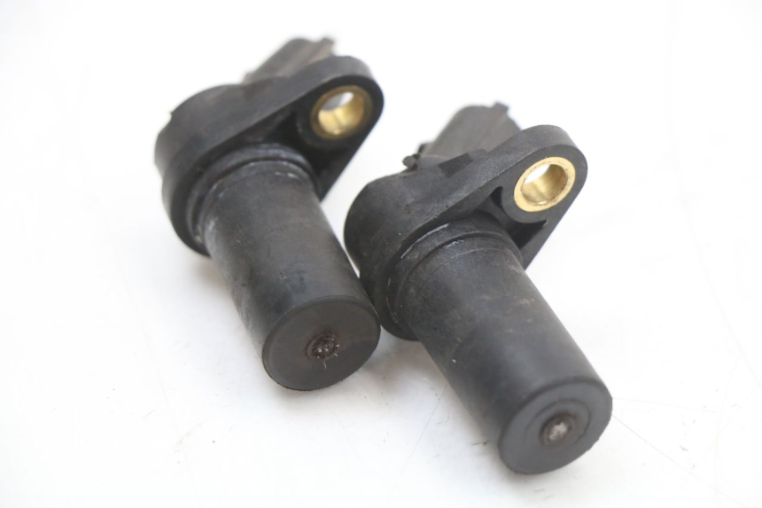 photo de TRANSMISOR DE VELOCÍMETRO PIAGGIO MP3 LT 400 (2007 - 2012) - Otra perspectiva