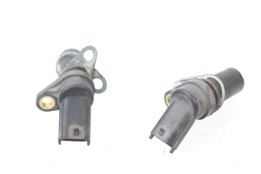 photo de ENTRENADOR DE CUENTAKILÓMETROS PIAGGIO MP3 500 (2011 - 2015) - Detalle de la pieza