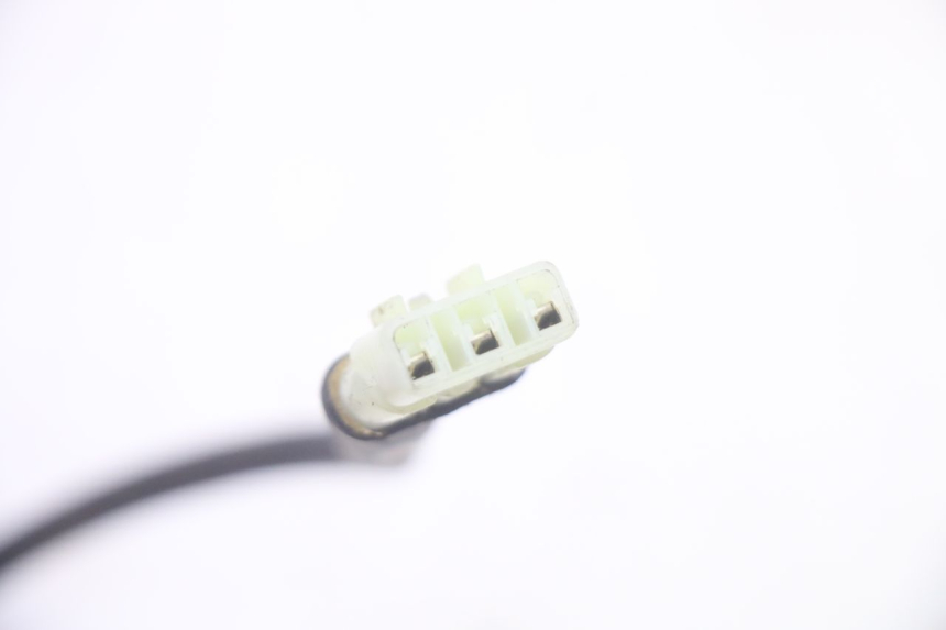 photo de TRANSMISOR DE VELOCÍMETRO YAMAHA NEOS NEO'S 4T 50 (2008 - 2016) - Primer plano técnico