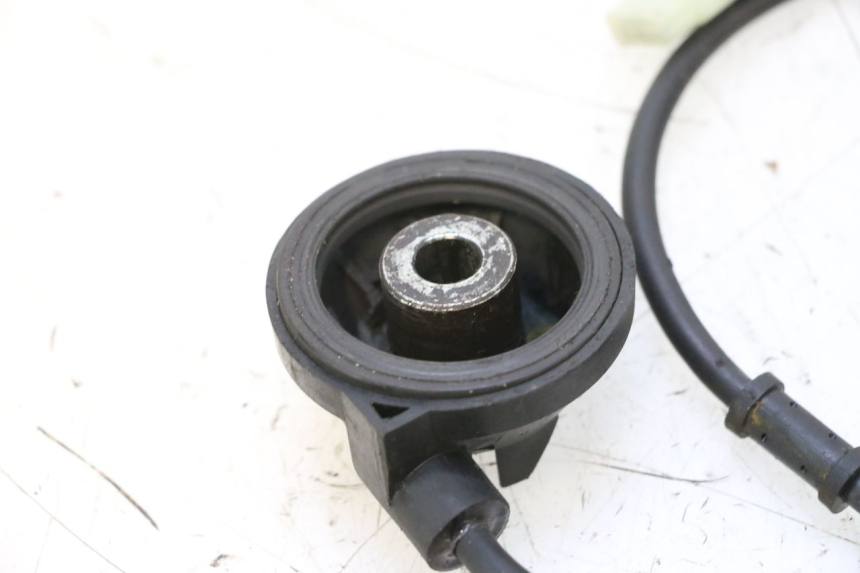 photo de TRANSMISOR DE VELOCÍMETRO YAMAHA NEOS NEO'S 4T 50 (2008 - 2016) - Primer plano técnico