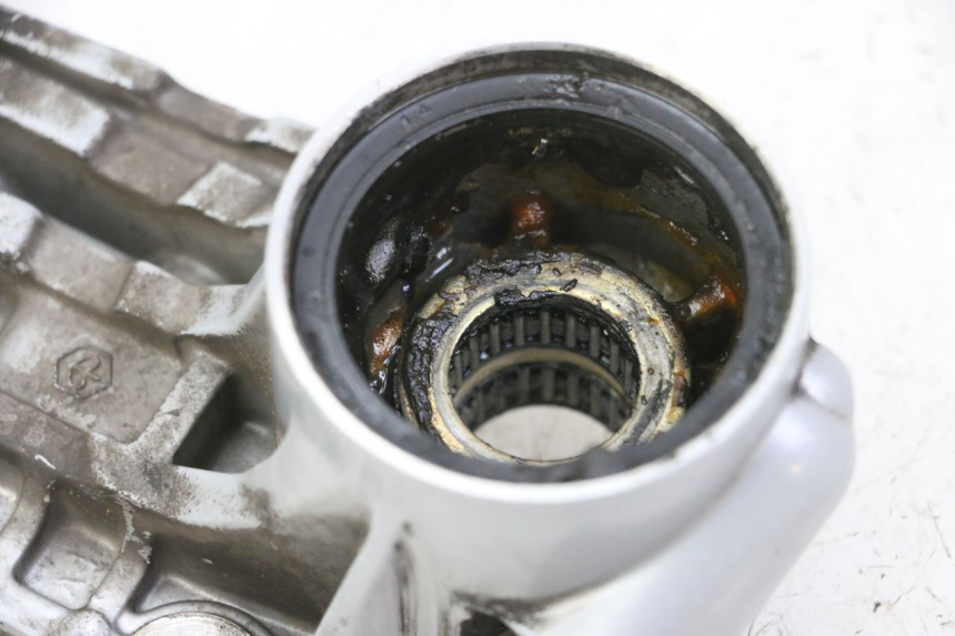 photo de REENVIO VELOCIMETRO PIAGGIO VESPA GRANTURISMO 200 (2004 - 2005) - Detalles de los puntos de fijación