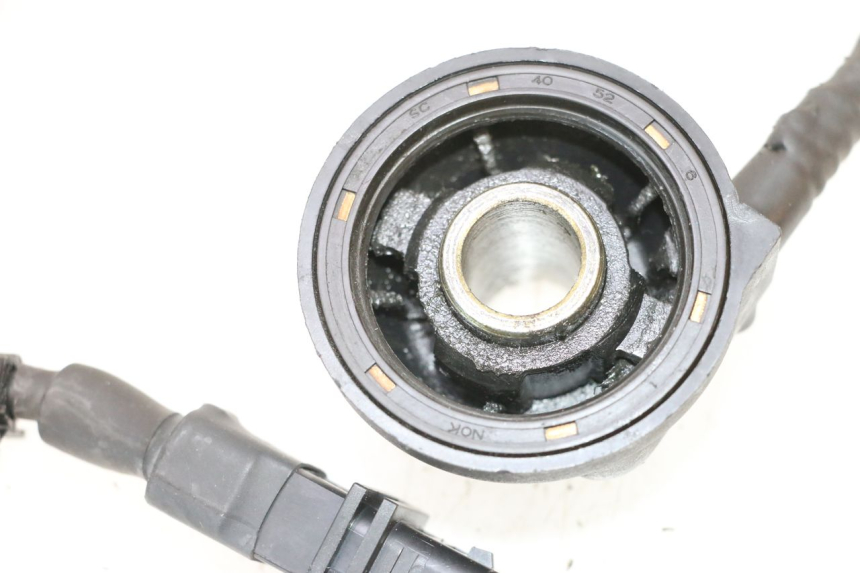 photo de REENVIO VELOCIMETRO PEUGEOT SATELIS COMPRESSOR K15 125 (2006 - 2009) - Estado de la superficie y material