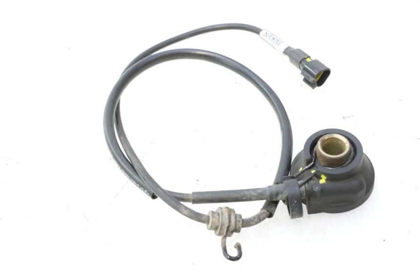 photo de REENVIO VELOCIMETRO PEUGEOT STREETZONE NAKED 2T 50 (2014 - 2018) - Primer plano técnico