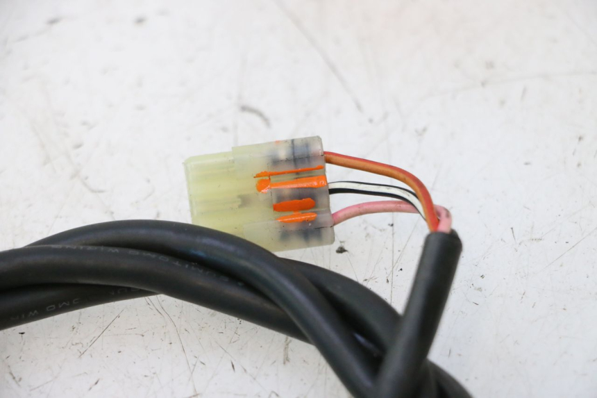 photo de REENVIO VELOCIMETRO SUZUKI SV S 650 (2003 - 2009) - Estado de la superficie y material