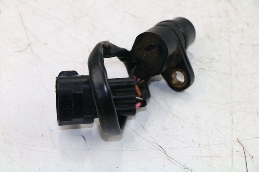 photo de REENVIO VELOCIMETRO TRIUMPH STREET TRIPLE 675 (2007 - 2012) - Detalle de la pieza