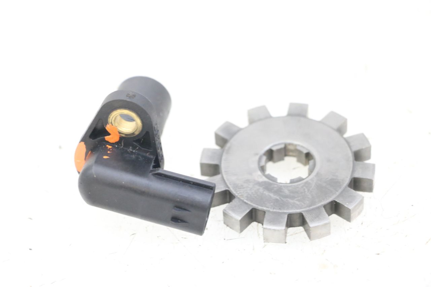 photo de REENVIO VELOCIMETRO SUZUKI VL INTRUDER 125 (2004 - 2007) - Detalle de la pieza