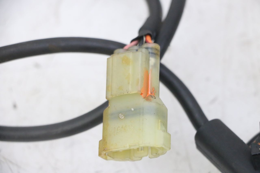 photo de TRANSMISOR DE VELOCÍMETRO YAMAHA X-MAX XMAX 125 (2010 - 2013) - Otra perspectiva