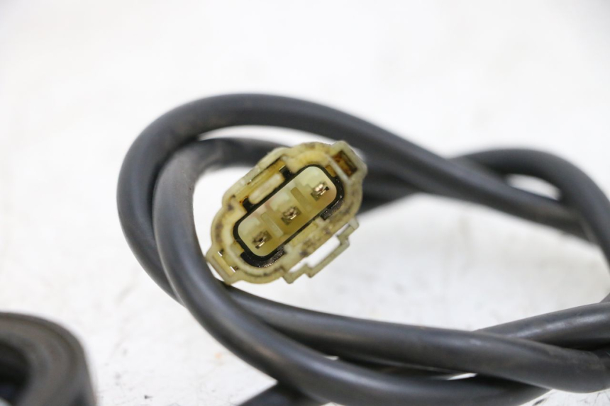 photo de TRANSMISOR DE VELOCÍMETRO YAMAHA X-MAX XMAX 125 (2010 - 2013) - Primer plano técnico