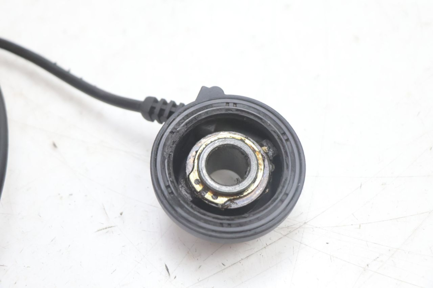 photo de ENTRENADOR DE CUENTAKILÓMETROS YAMAHA XMAX X-MAX 125 (2006 - 2009) - Primer plano técnico