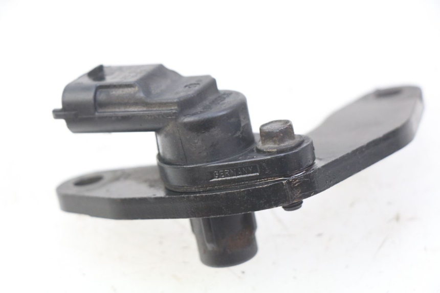 photo de TRANSMISOR DE VELOCÍMETRO PIAGGIO XEVO - X EVO 125 (2007 - 2017) - Otra perspectiva