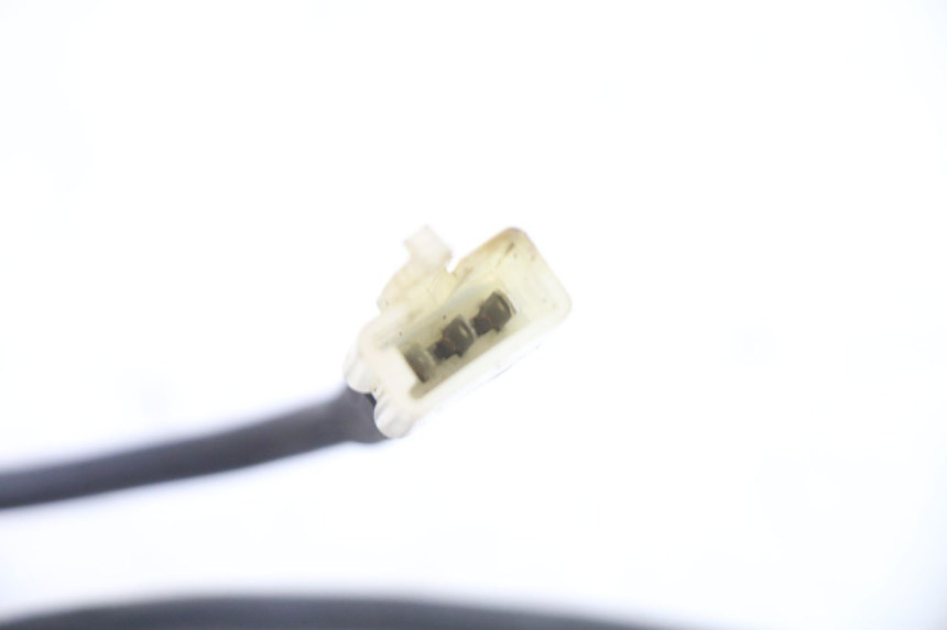 photo de REENVIO VELOCIMETRO HONDA XLV VARADERO 125 (2000 - 2006) - Detalles de los puntos de fijación