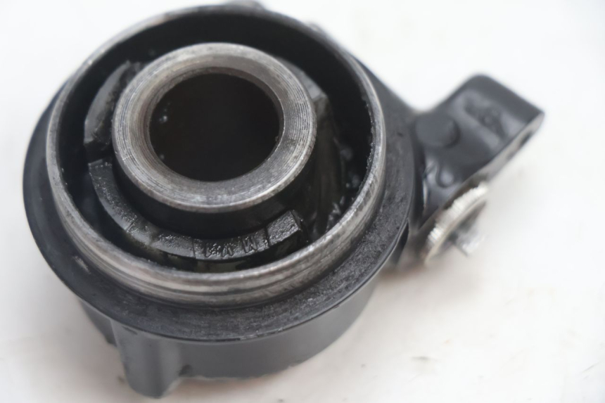 photo de REENVIO VELOCIMETRO HONDA XRV AFRICA TWIN 750 (1990 - 1992) - Primer plano técnico