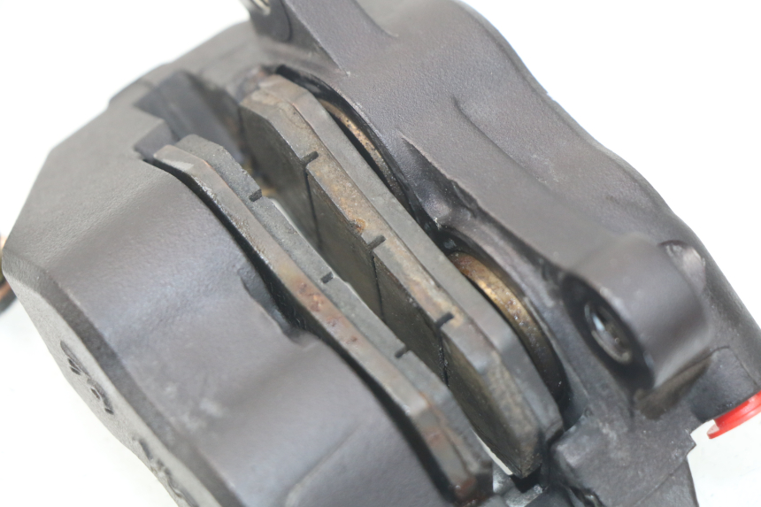 photo de PINZA FRENO TRASERA MV AGUSTA BRUTALE R WALLY 910 (2008 - 2008) - Primer plano técnico