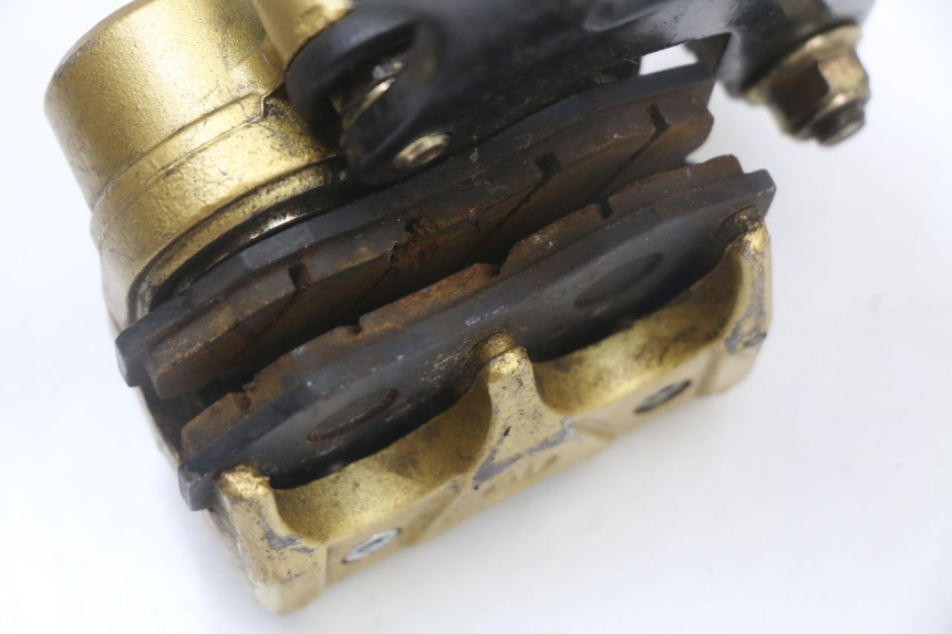 photo de PINZA DE FRENO TRASERA CCR DIRT BIKE 125 - Primer plano técnico