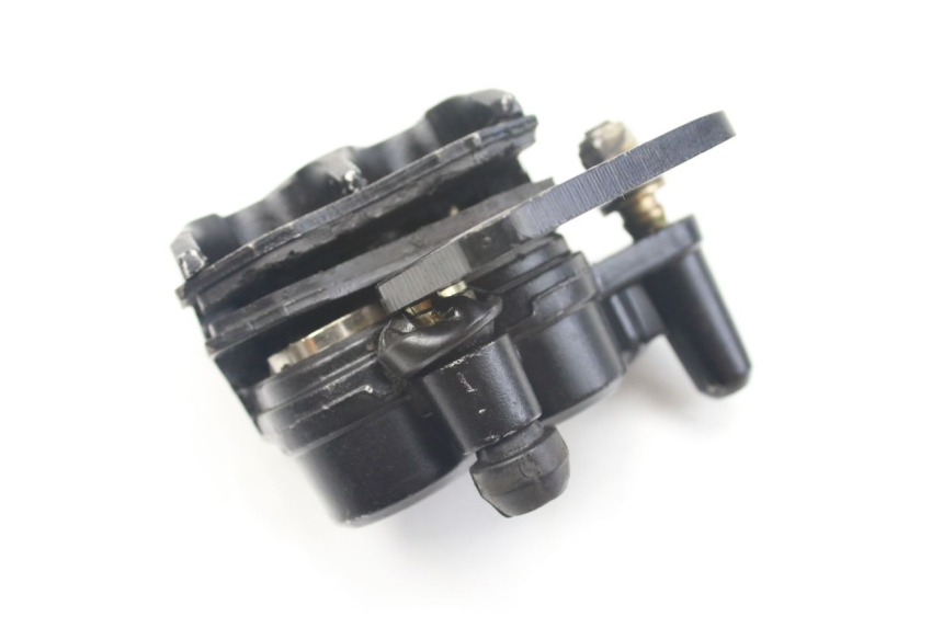 photo de PINZA DE FRENO TRASERA XTRM FACTORY DIRTBIKE BSE 150 - Zoom estado de uso