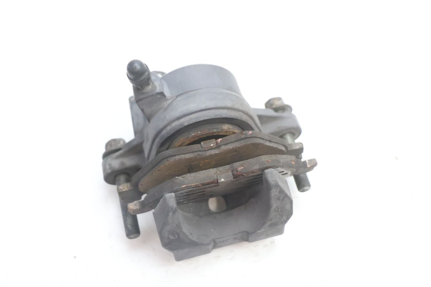 photo de PINZA FRENO TRASERA YAMAHA FJR 1300 (2001 - 2005) - Primer plano técnico