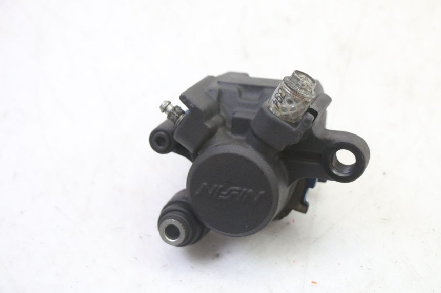photo de PINZA FRENO TRASERA SUZUKI GSR 750 (2011 - 2017) - Zoom estado de uso