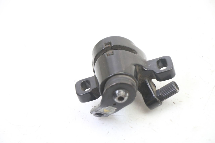 photo de PINZA FRENO TRASERA XIAOMI MI PRO 2 1 - Primer plano técnico