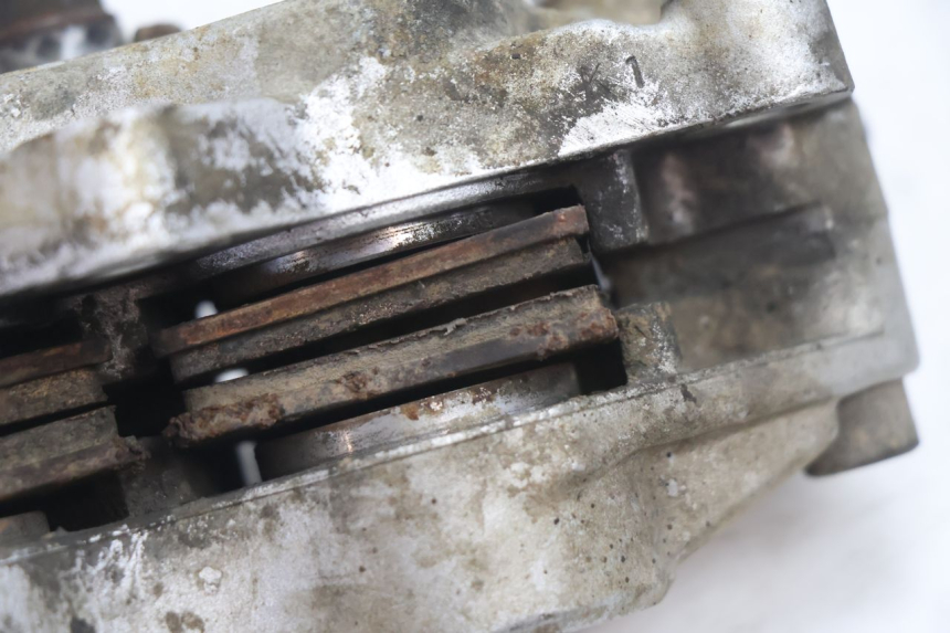 photo de PINZA FRENO TRASERA KYMCO MXU R 250 (2004 - 2010) - Detalles de los puntos de fijación
