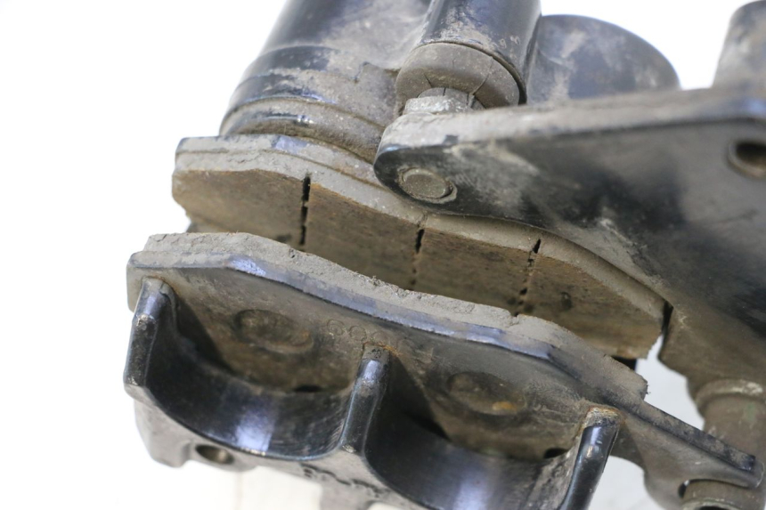 photo de PINZA FRENO TRASERA EFUN PUSA 1 - Primer plano técnico