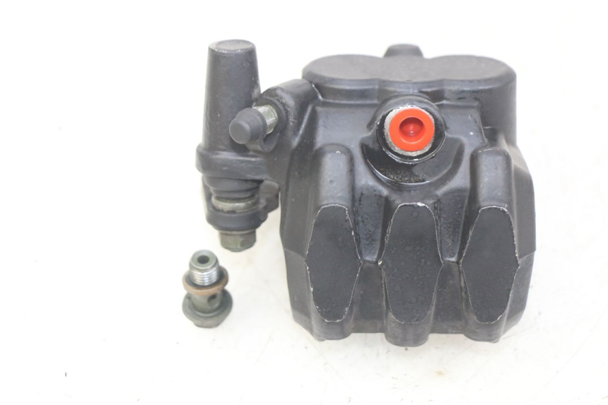 photo de PINZA DE FRENO TRASERA YAMASAKI RAPTOR 50 (2013 - 2018) - Primer plano técnico