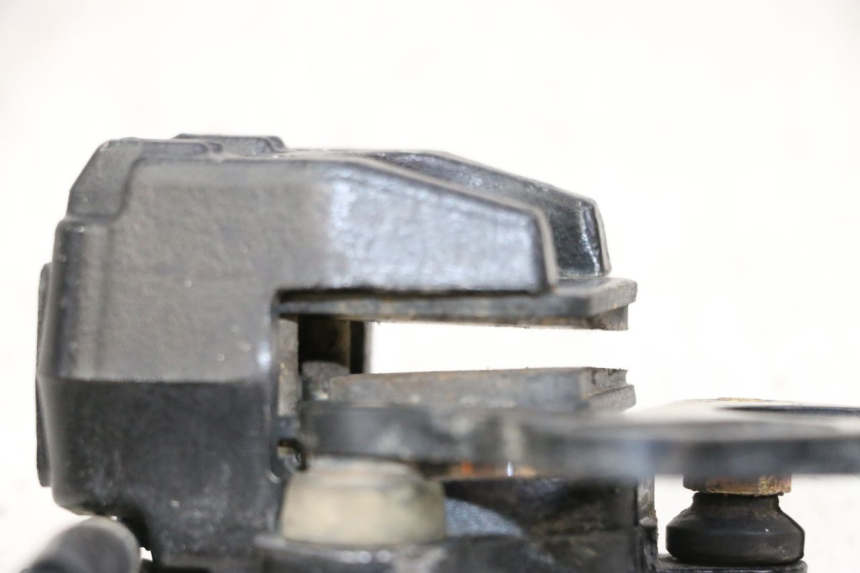 photo de PINZA DE FRENO TRASERA APOLLO RFZ 125 - Zoom estado de uso