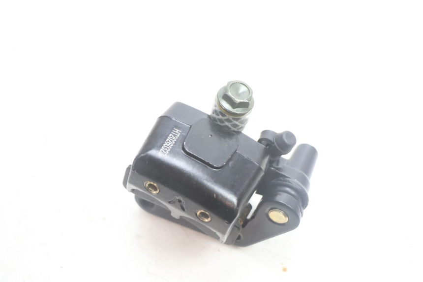 photo de PINZA DE FRENO TRASERA APOLLO RFZ 150 - Primer plano técnico