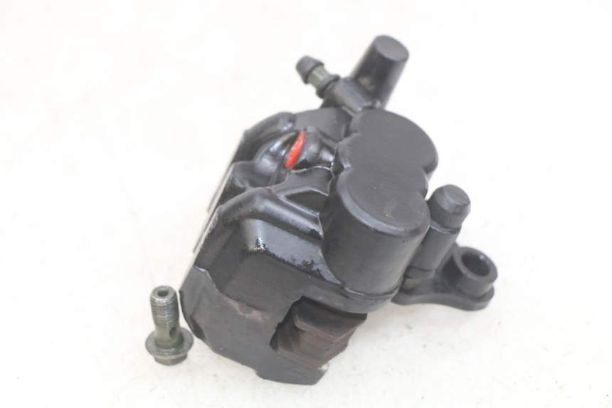 photo de PINZA DE FRENO TRASERA YAMASAKI ROADSTER 50 (2013 - 2018) - Otra perspectiva