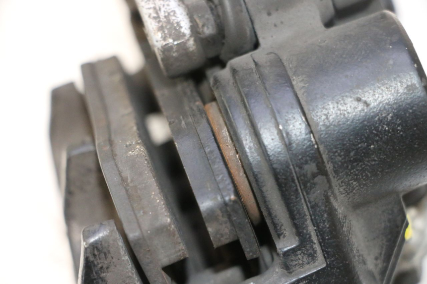 photo de PINZA FRENO TRASERA PEUGEOT SATELIS 125 (2013 - 2018) - Zoom estado de uso