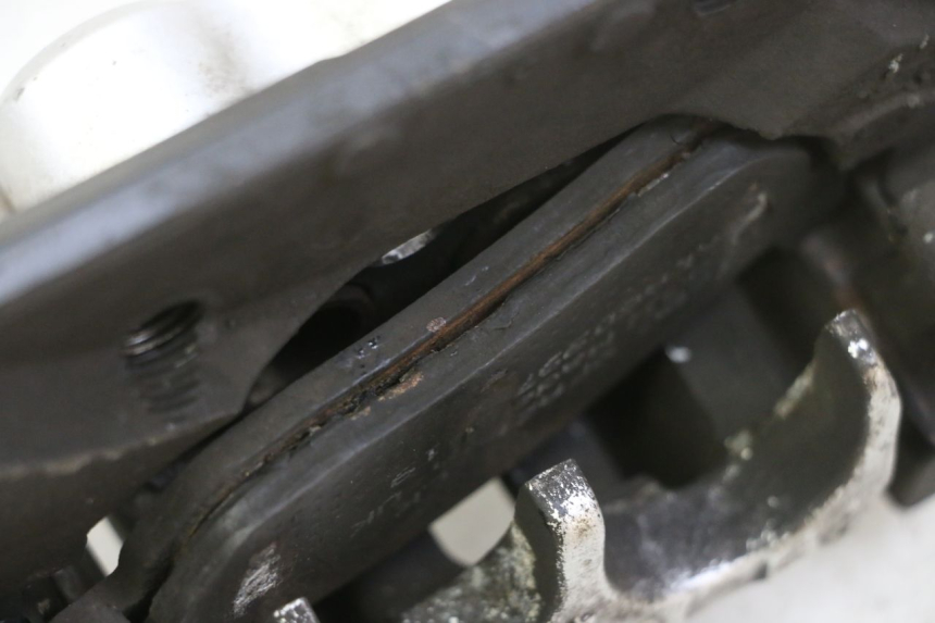 photo de PINZA FRENO TRASERA YAMAHA X-MAX XMAX 250 (2006 - 2009) - Zoom estado de uso