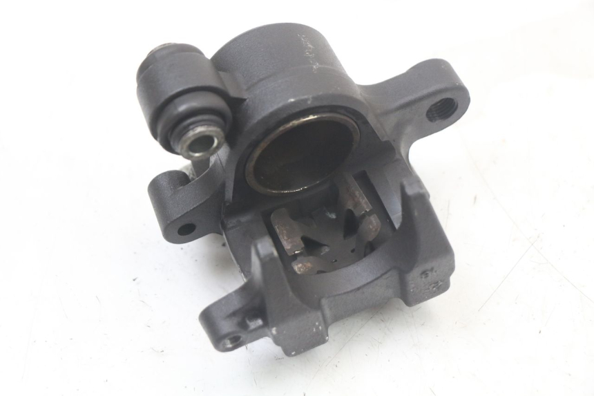 photo de PINZA FRENO TRASERA YAMAHA FZ1 FAZER 1000 (2007 - 2009) - Detalles de los puntos de fijación