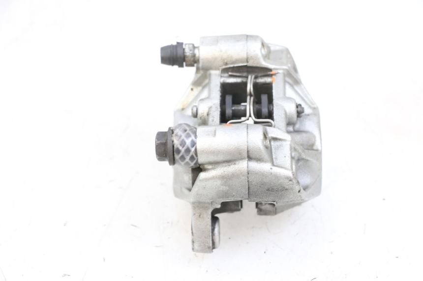 photo de PINZA DE FRENO TRASERA YAMAHA YP MAJESTY 125 (2002 - 2006) - Primer plano técnico