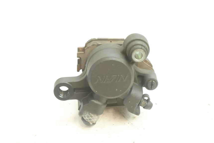 photo de PINZA FRENO TRASERA YAMAHA YZF R6 600 (2008 - 2009) - Primer plano técnico