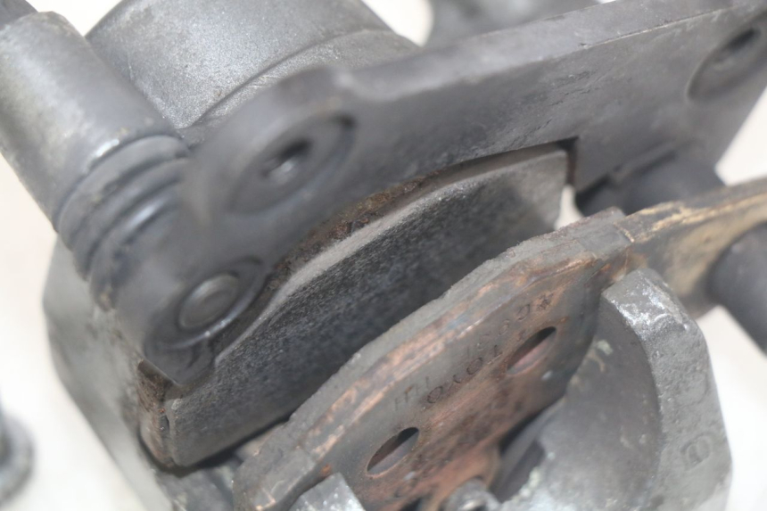 photo de PINZA DE FRENO TRASERA KAWASAKI ZX-6R ZX6R 600 (1995 - 1997) - Zoom estado de uso