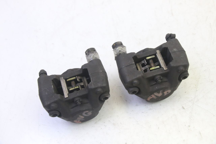 photo de PINZA FRENO DELANTERA QUADRO 4 4D 350 (2015 - 2018) - Zoom estado de uso