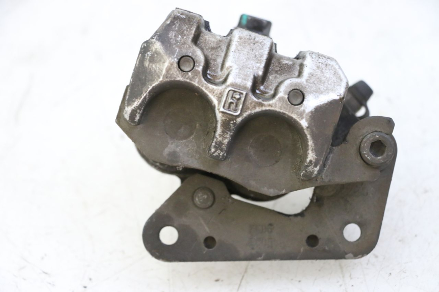 photo de PINZA DE FRENO DELANTERA KYMCO AGILITY 4T 50 (2018 - 2022) - Primer plano técnico