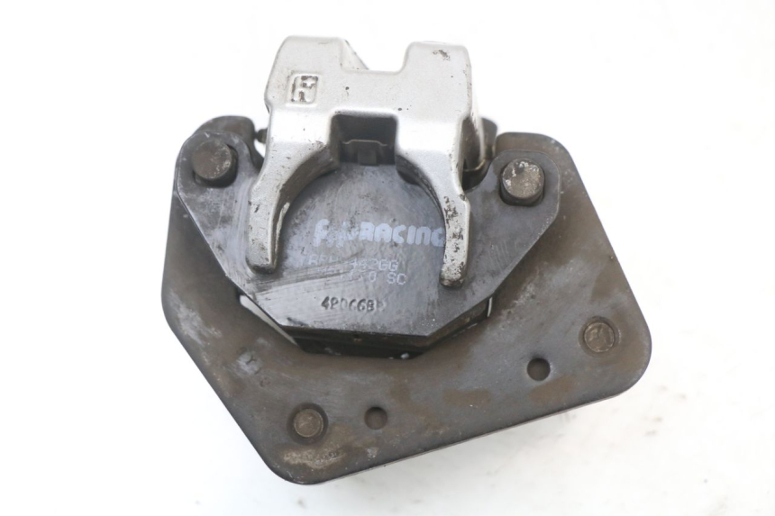 photo de PINZA DE FRENO DELANTERO KYMCO AGILITY FR 2T 50 (2012 - 2017) - Primer plano técnico