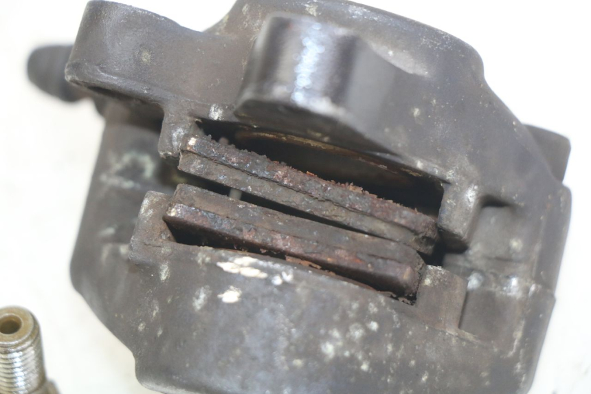 photo de PINZA DE FRENO DELANTERO MBK BOOSTER SPIRIT 50 (1999 - 2003) - Zoom estado de uso