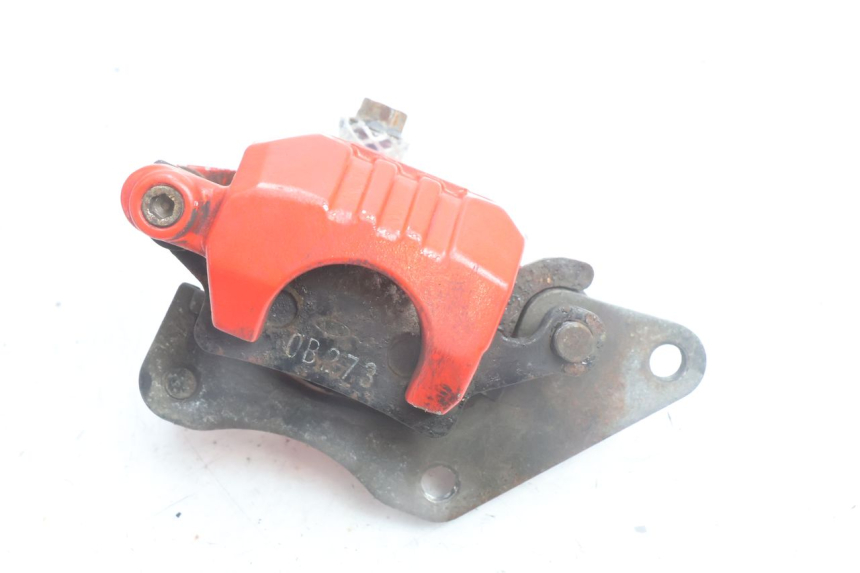 photo de PINZA DE FRENO DELANTERA YAMAHA BW'S BWS 125 (2010 - 2013) - Detalles de los puntos de fijación