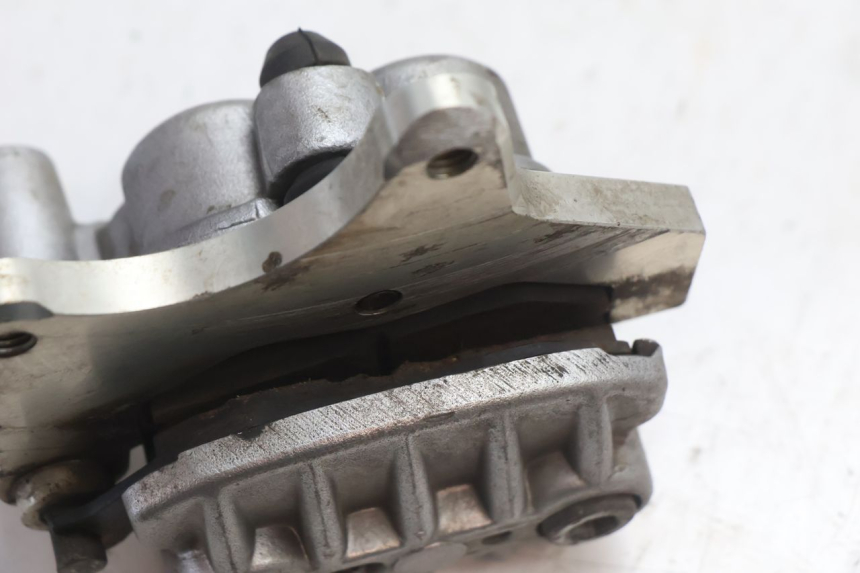 photo de PINZA FRENO DELANTERA HM HONDA DERAPAGE 50 (2007 - 2009) - Detalles de los puntos de fijación